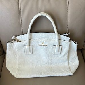 White chalk pebble leather Vince Camuto large purse.